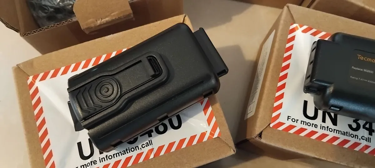 Paslode Replacement 7.4V 4Ah Li-ion Batteries - Image 4
