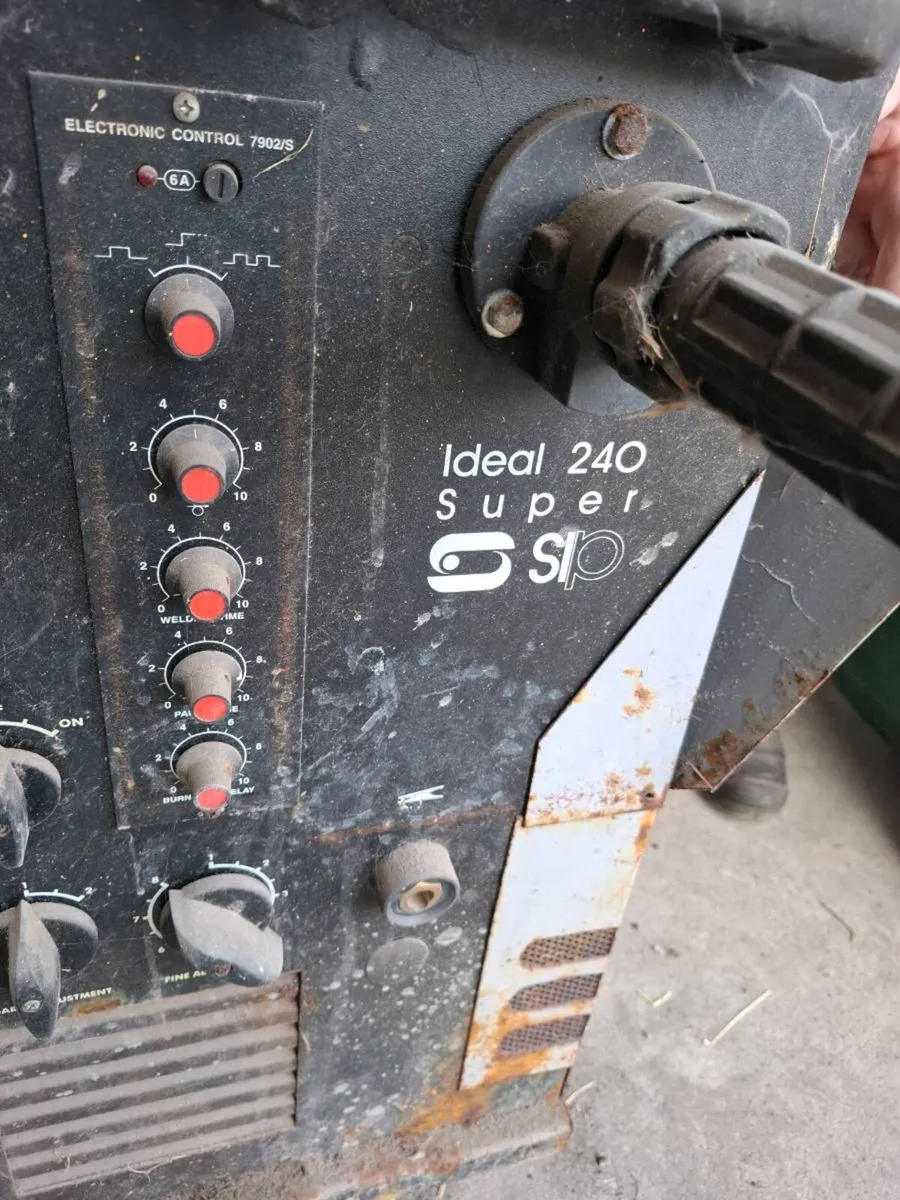 Mig welder - Image 3