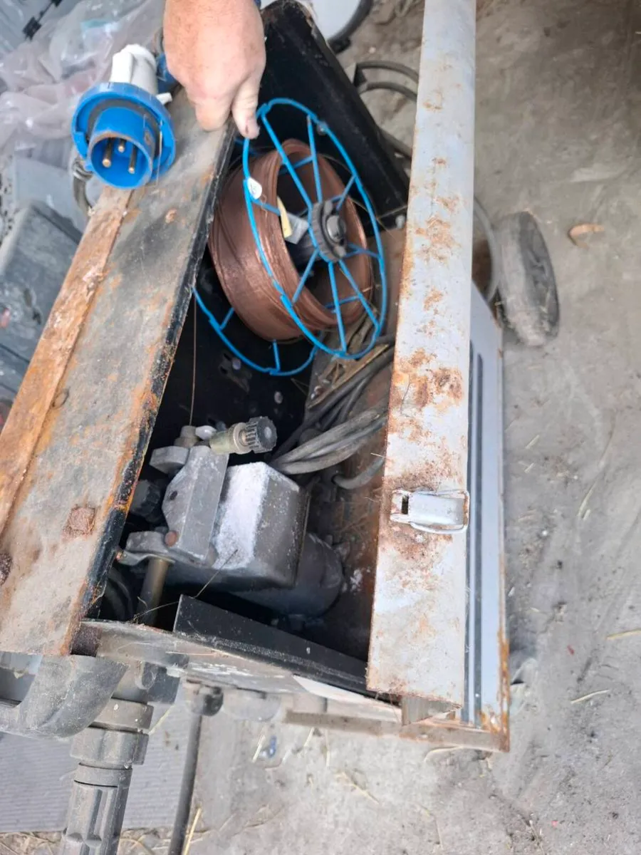 Mig welder - Image 4