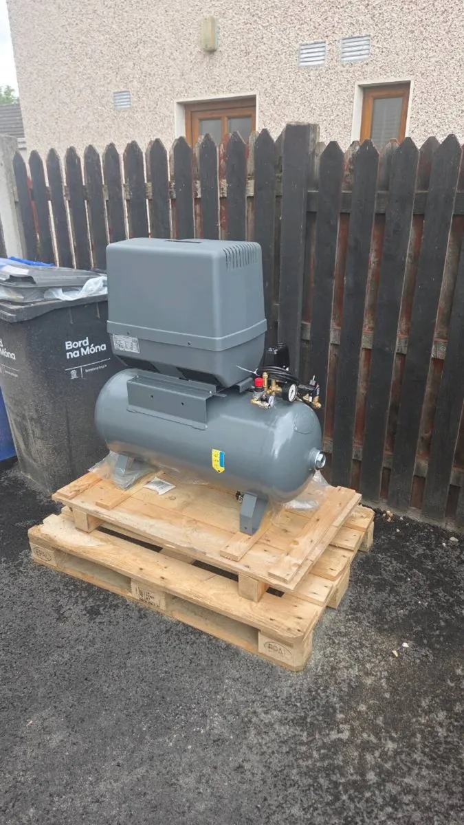 100L 10bar atlas copco compressor - Image 1