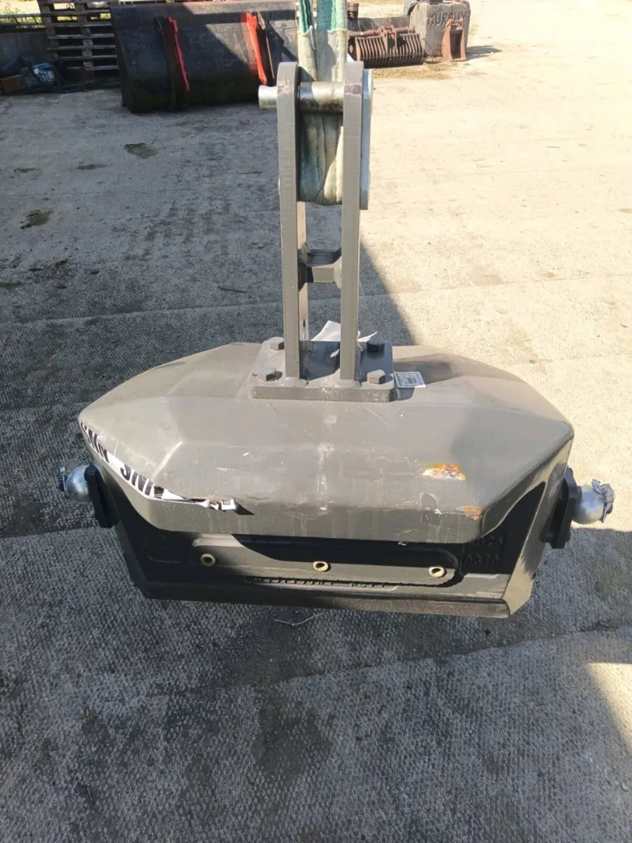 Front weight - Image 4