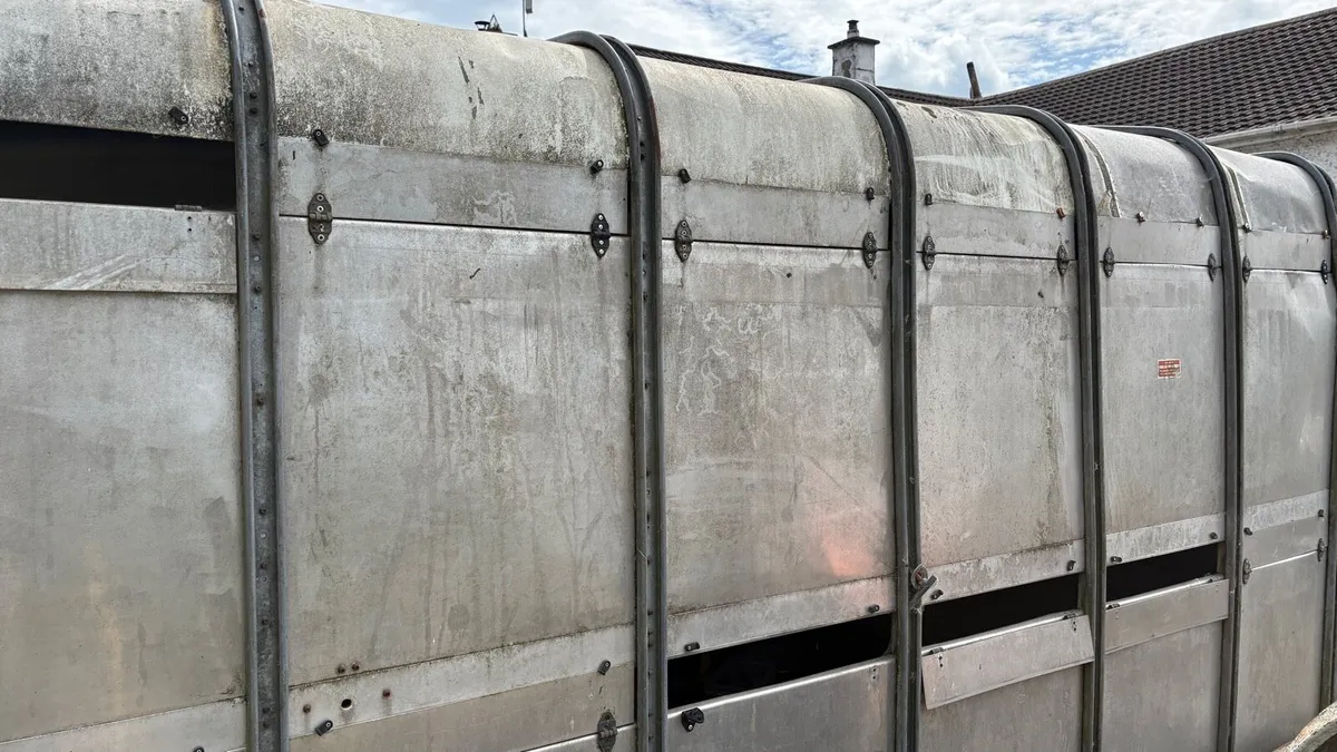 12ft x 6.5ft Cattle Trailer body - Image 3