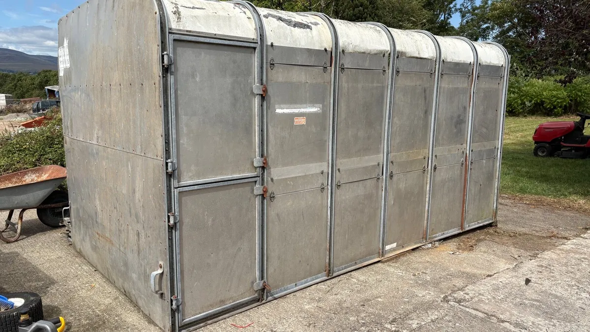 12ft x 6.5ft Cattle Trailer body - Image 1