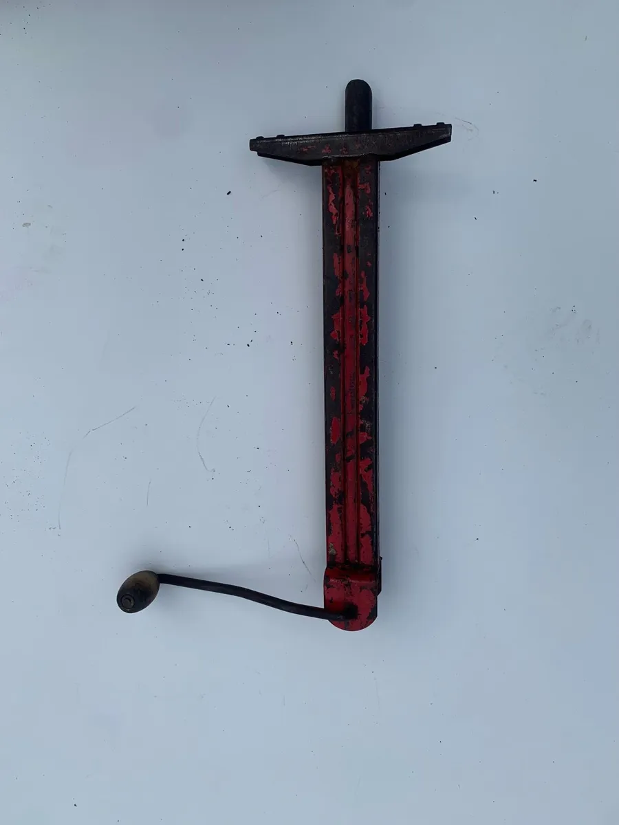 Old car, Jack - Image 3