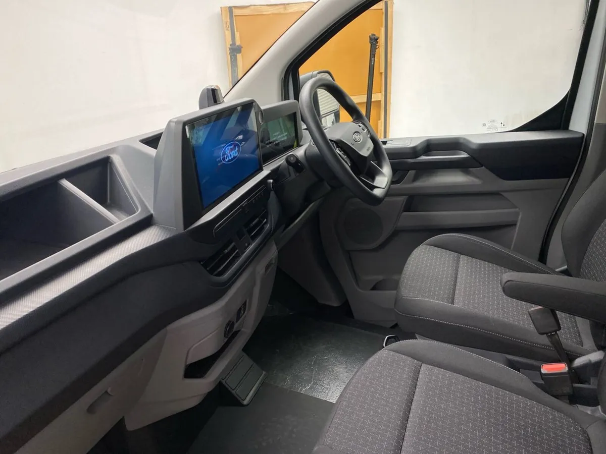 Ford Transit Custom Transit Custom DCIV Trend LWB - Image 3
