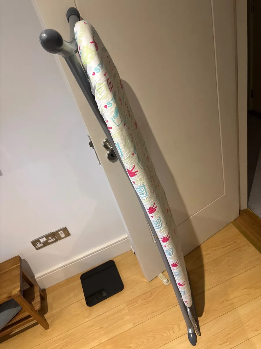 Ironing board - Image 2