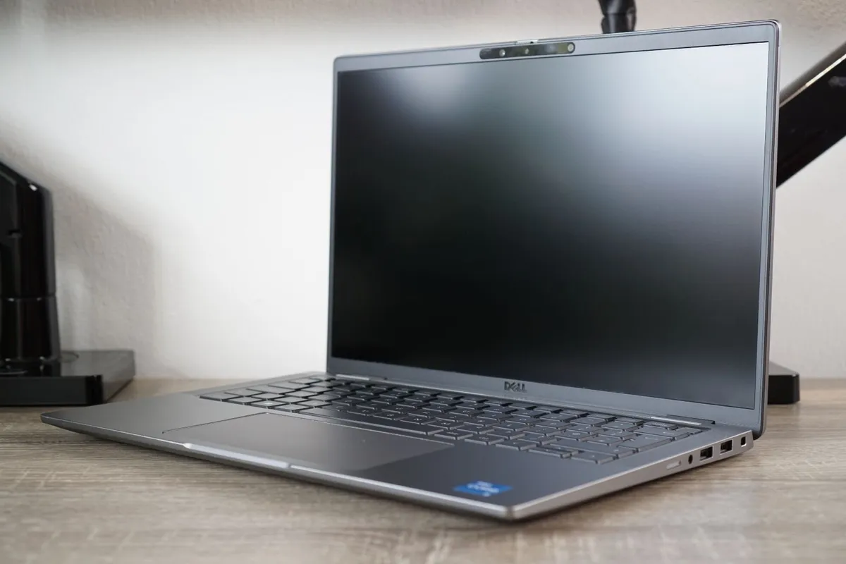 Dell Latitude 7440 | 13th Gen i5-1335U | 16GB RAM - Image 4