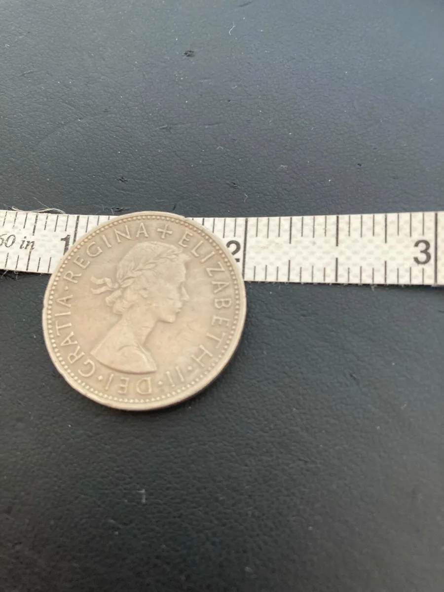 1963 2 shillings coin - Image 4