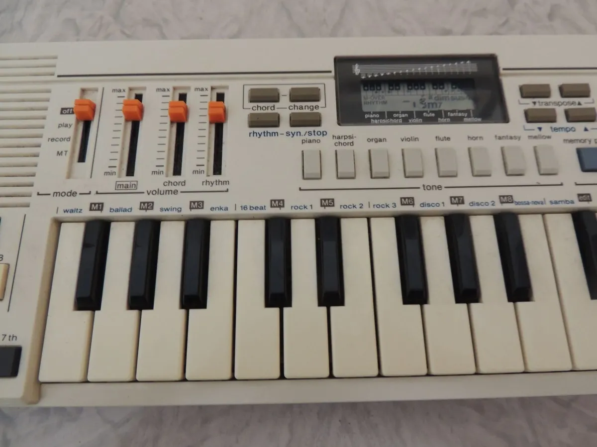 CASIO  PT-30 Electronic Musical Instrument - Image 3