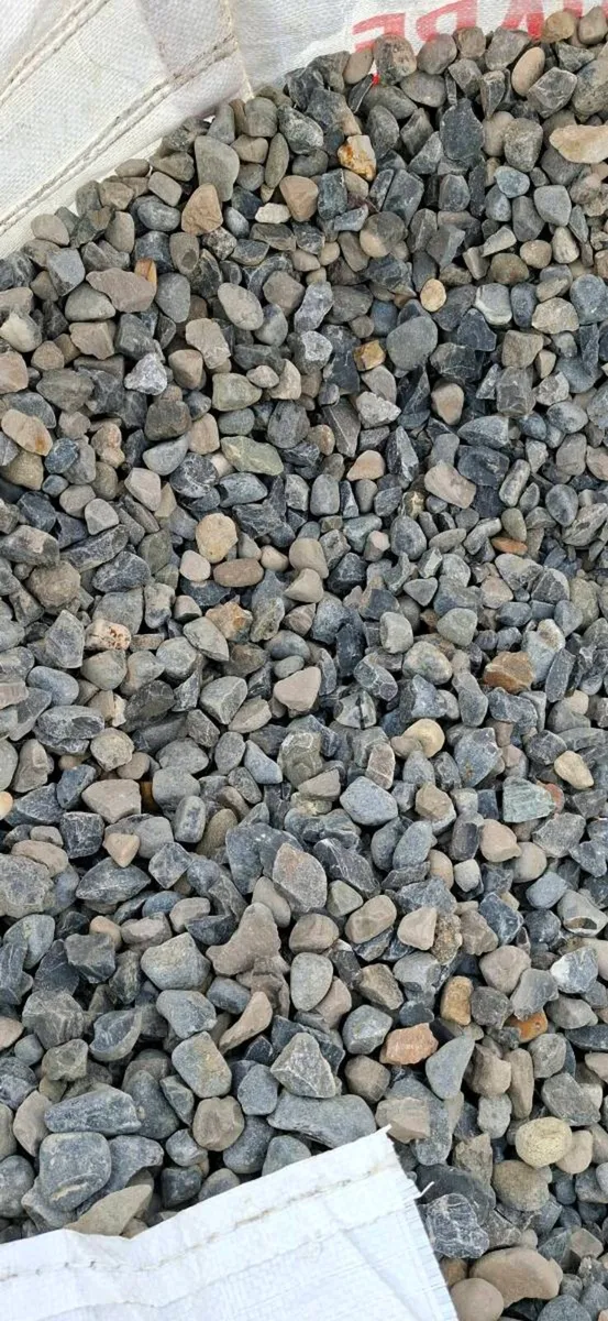 Free 20mm drainage stone 0.25 tonne - Image 1