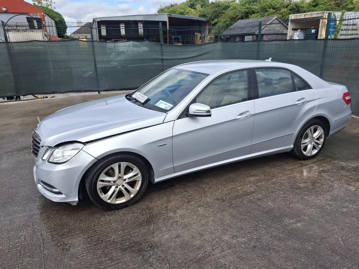 2012 Mercedes E220 CDI   Automatic - Image 1