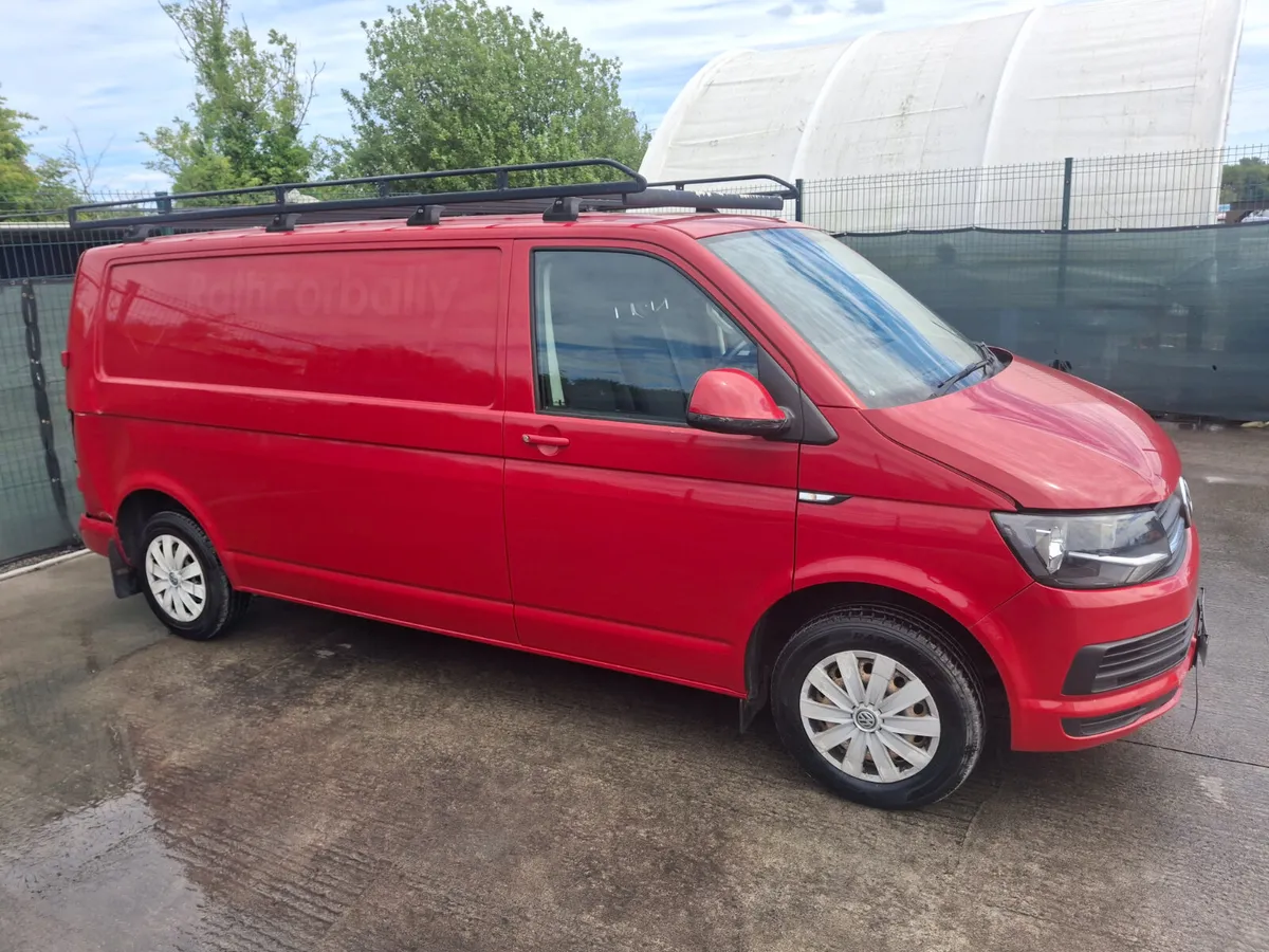 201 Volkswagen Transporter  T6  150bhp - Image 4