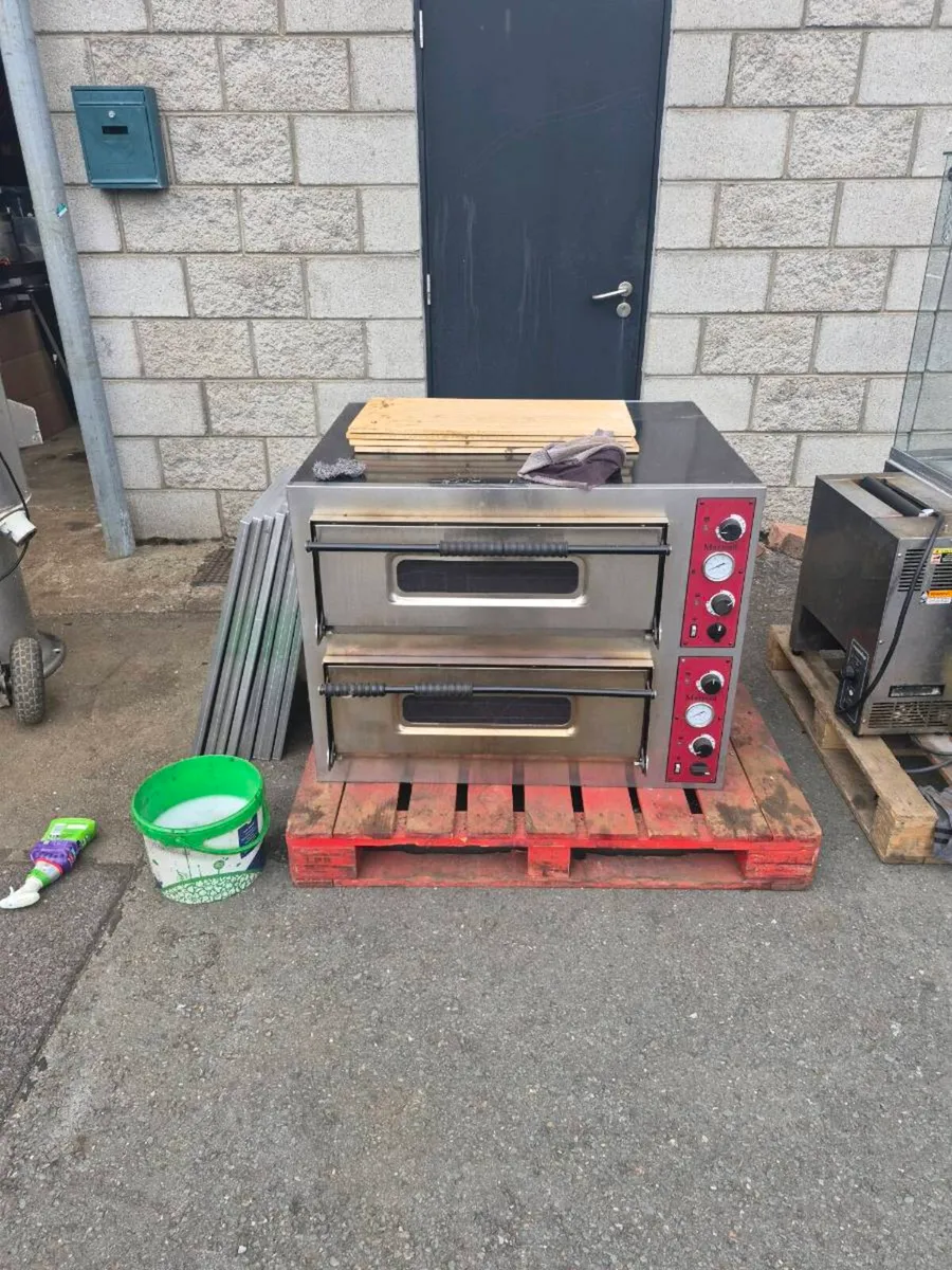 Takeaway equipment to clear - Image 2
