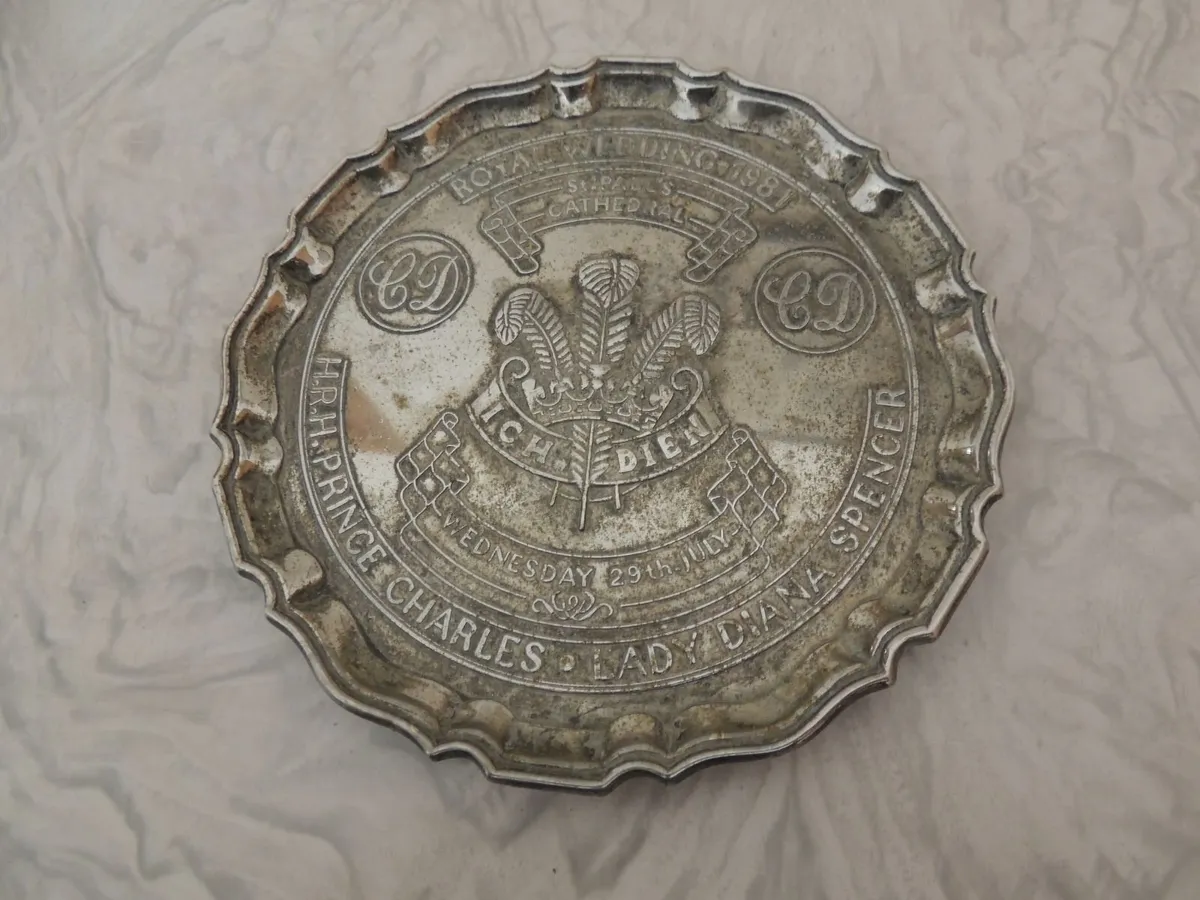 Collectibles - Image 2