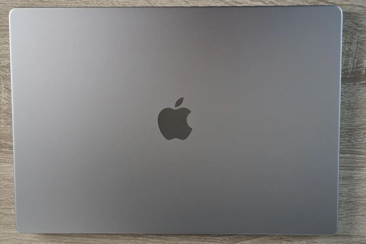 MacBook Pro 16" 2021 M1 Pro | 16GB | 512GB - Image 4