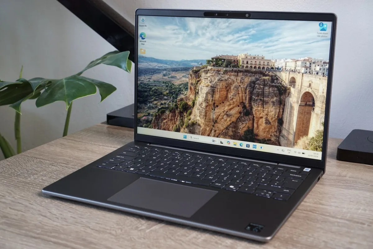 Dell Inspiron 14 Copilot+ PC | Snapdragon X Plus - Image 1