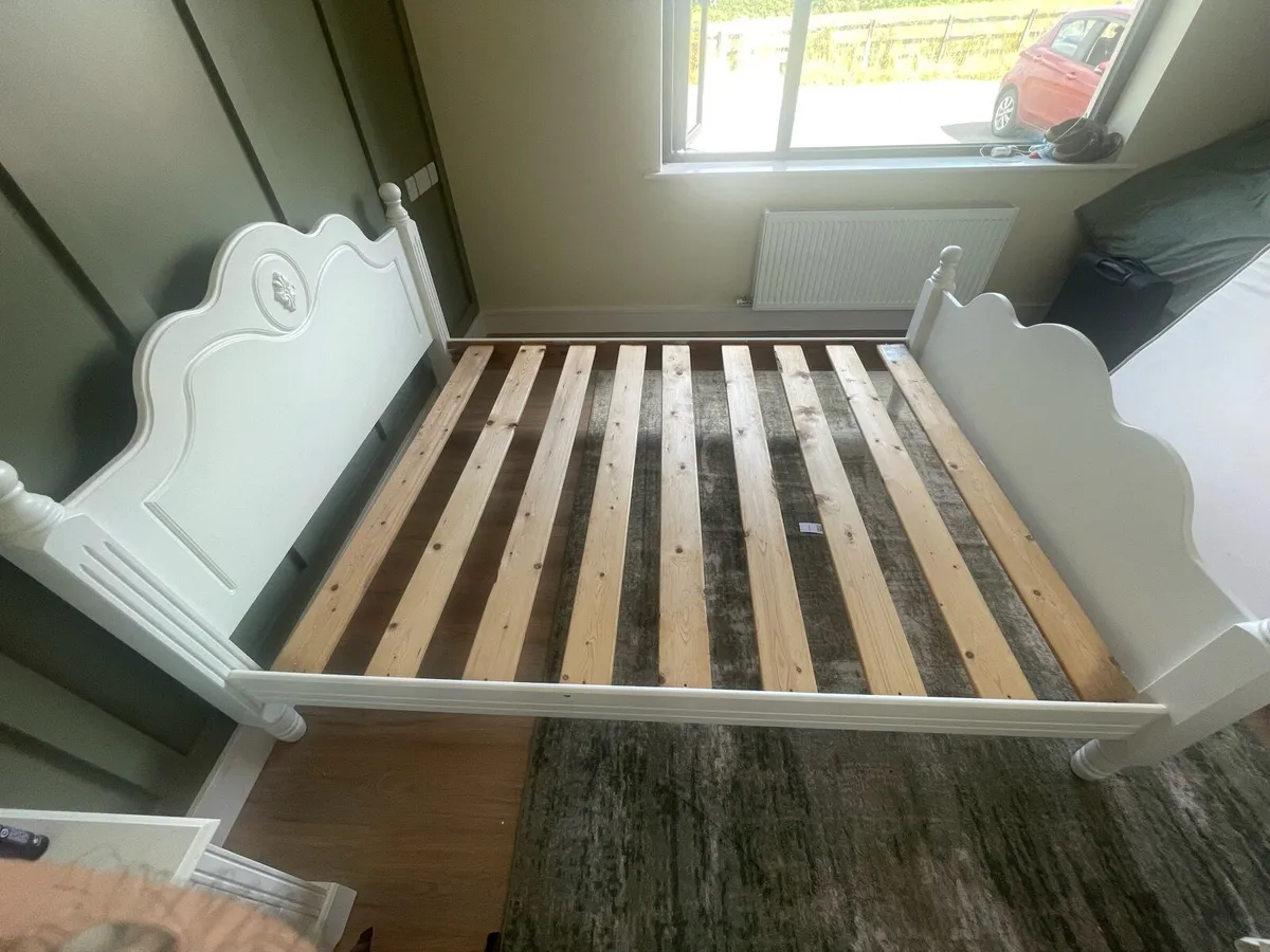 Solid Wood 5ft Bed Frame - Image 2
