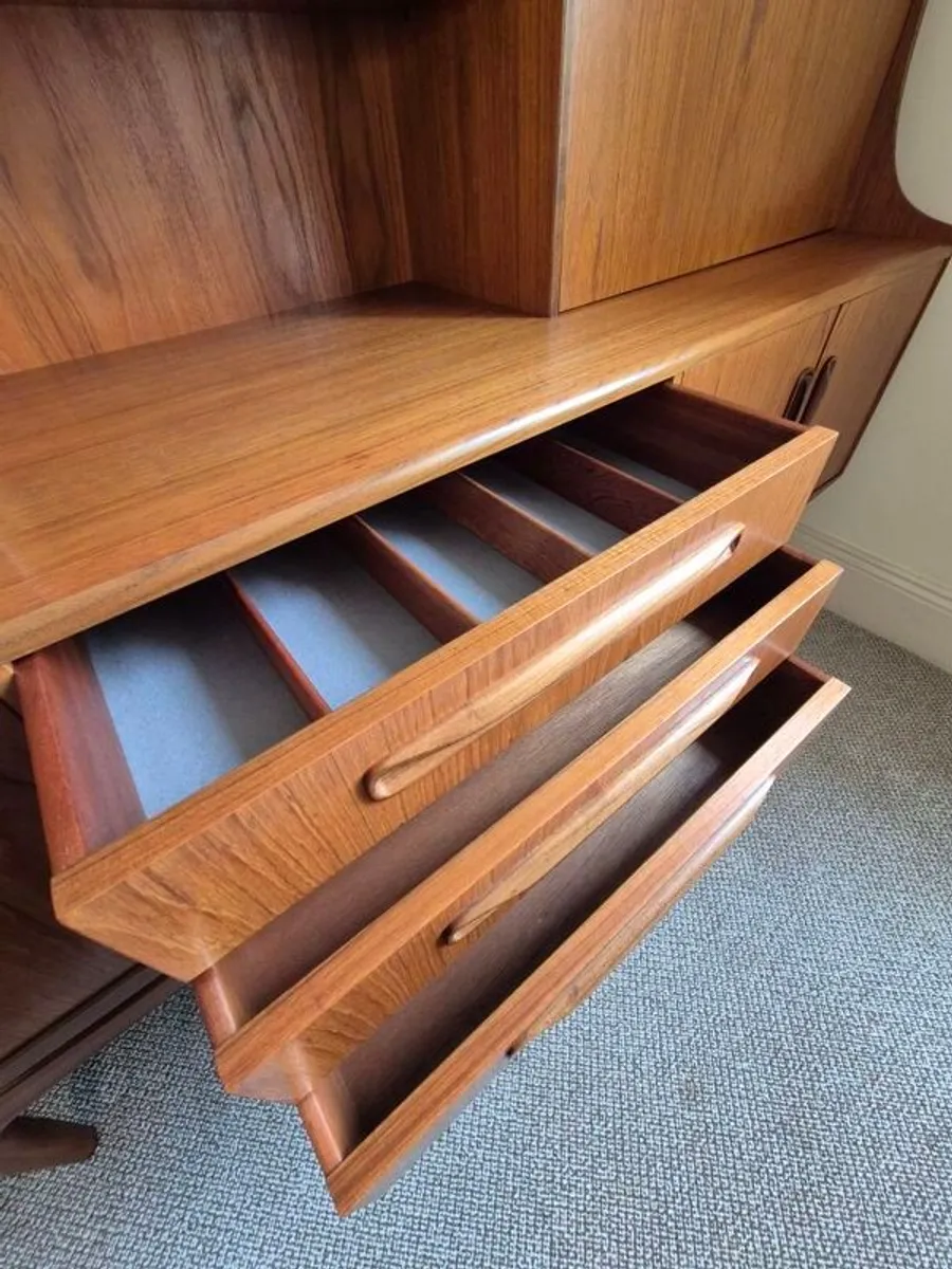 Mid Century  Sideboard - Image 4