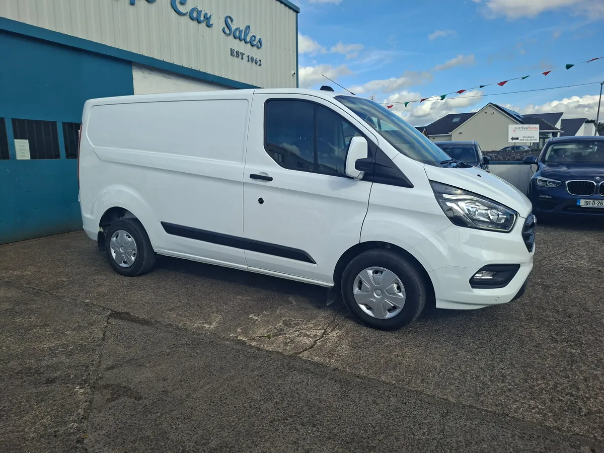 2023 Ford Transit Custom Trend - Image 2