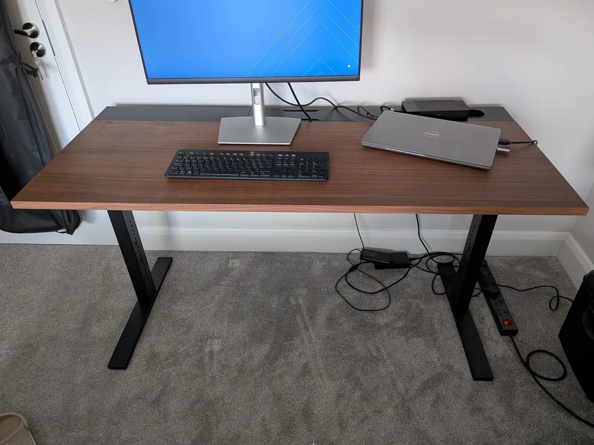 MITTZON Office desk walnut veneer/black - Image 3