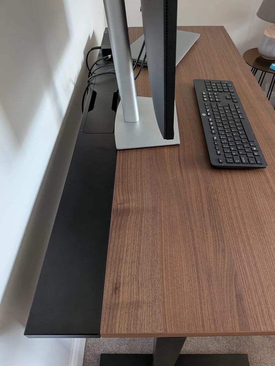 MITTZON Office desk walnut veneer/black - Image 4