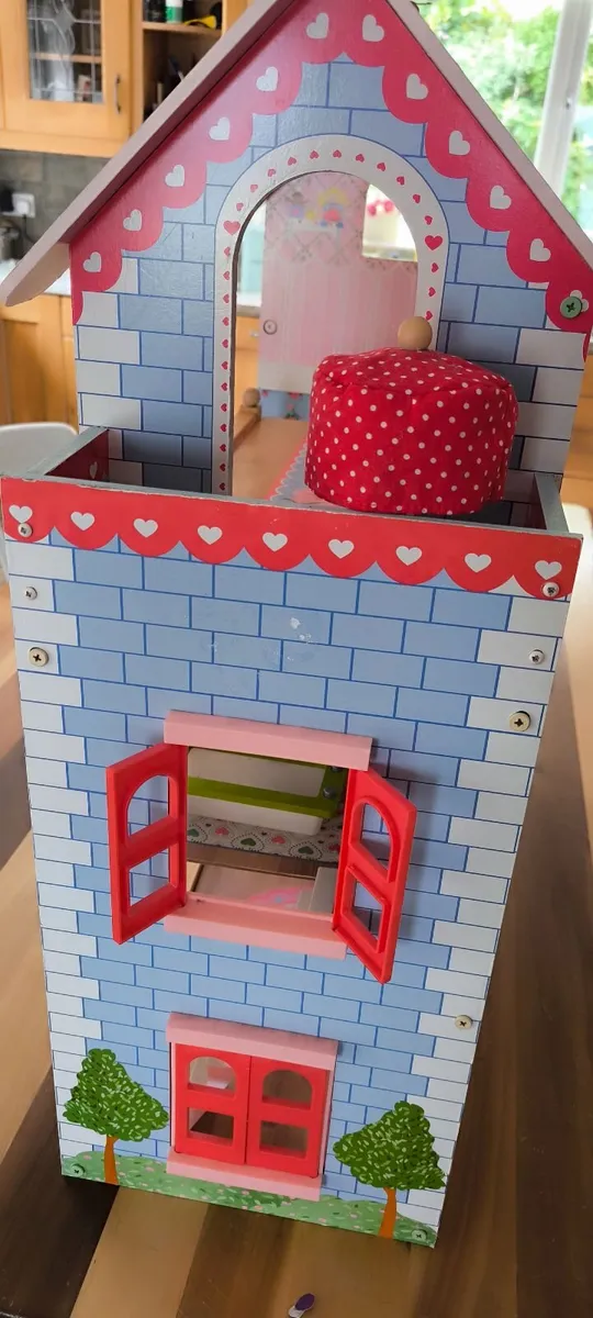 KidKraft Wooden Doll house - Image 2