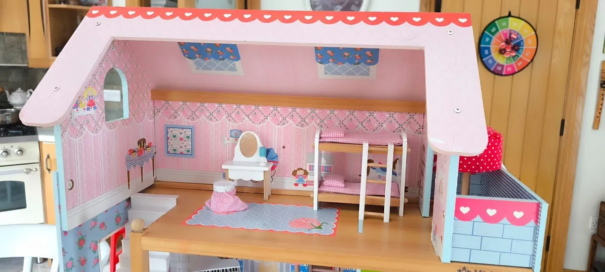 KidKraft Wooden Doll house - Image 3