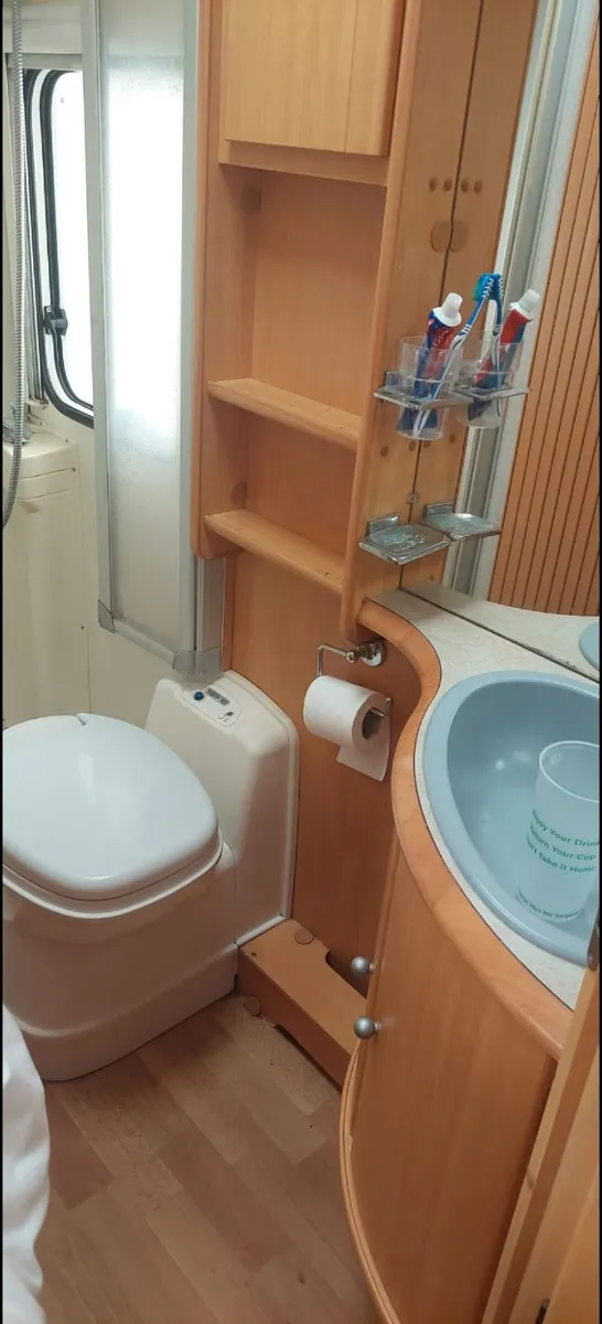 Motorhome - Image 2