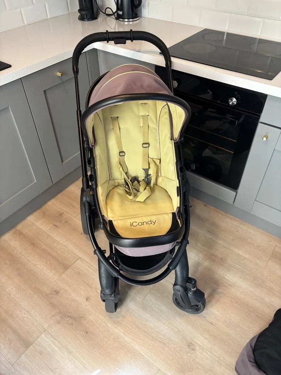 iCandy pram bassinet and buggy - Image 4