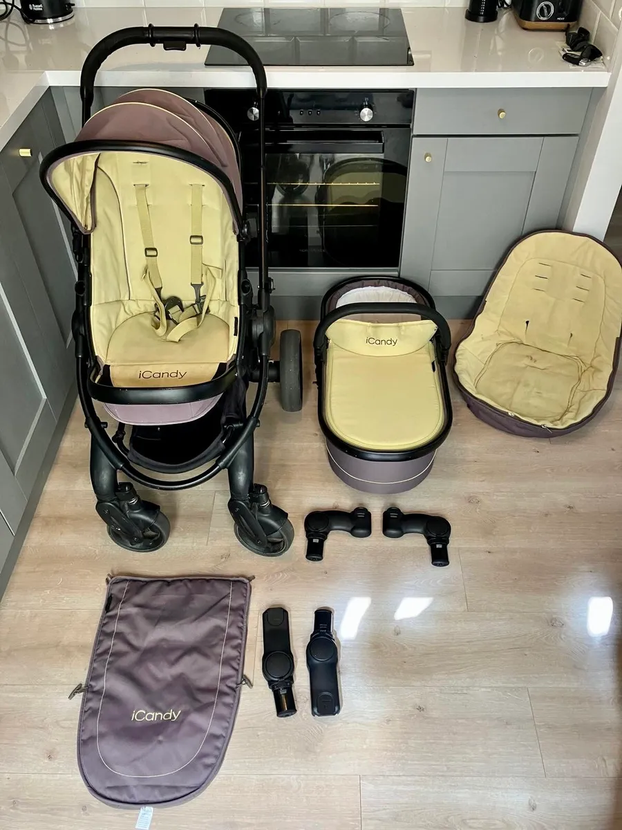 iCandy pram bassinet and buggy - Image 1
