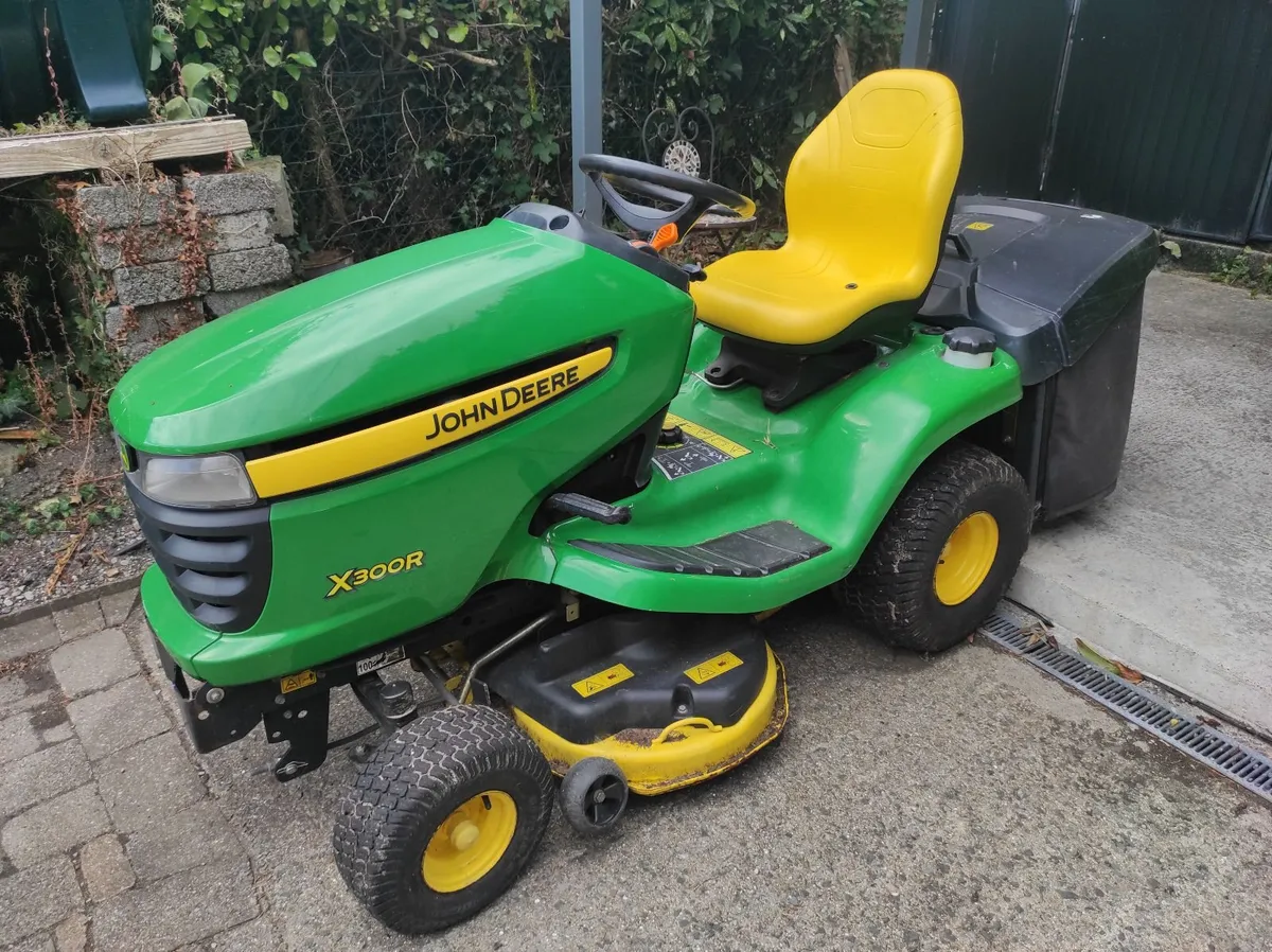 Ride on lawnmower - Image 2