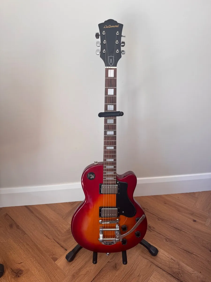 DeArmond Electric Guitar with Bigsby Tremalo - Image 4