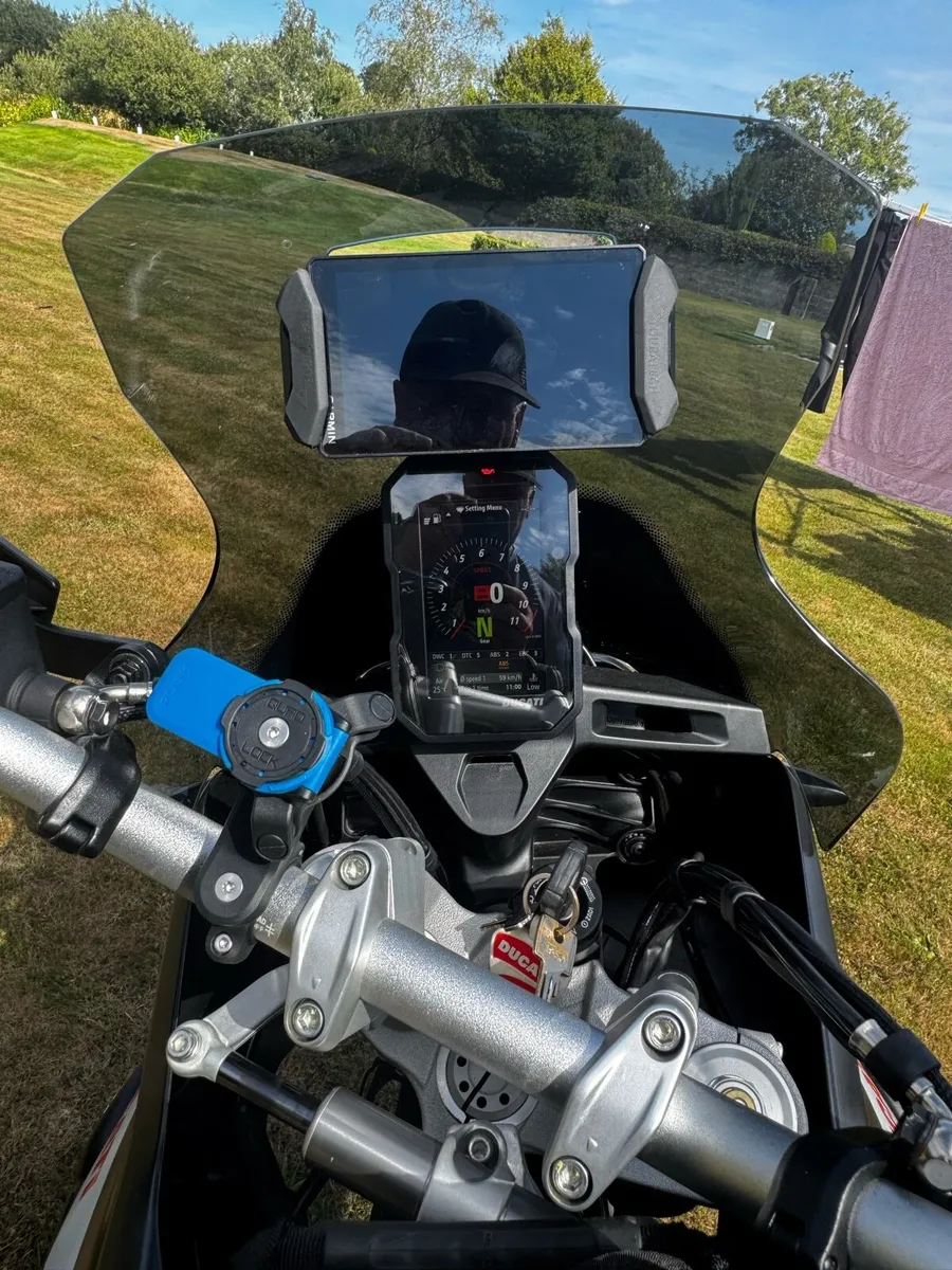 Ducati Desert X 2023 - Image 2