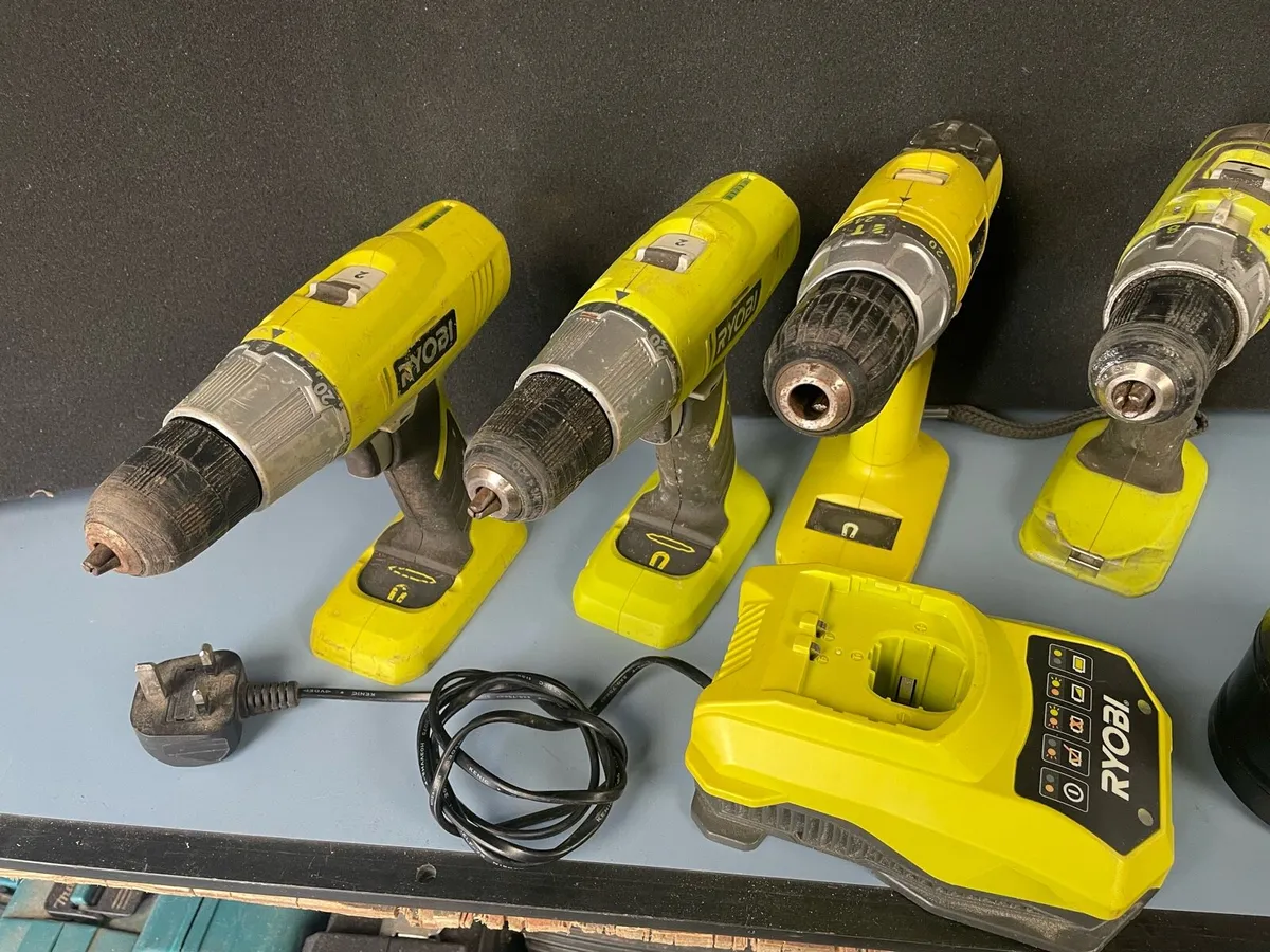 Ryobi cordless drill set 18v - Image 4