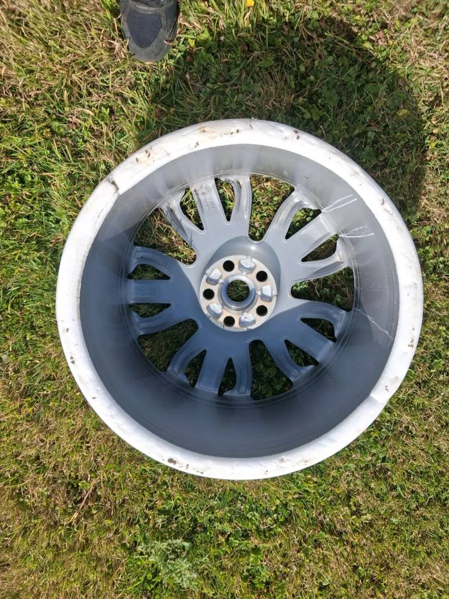 Alloy wheel clear out - Image 2