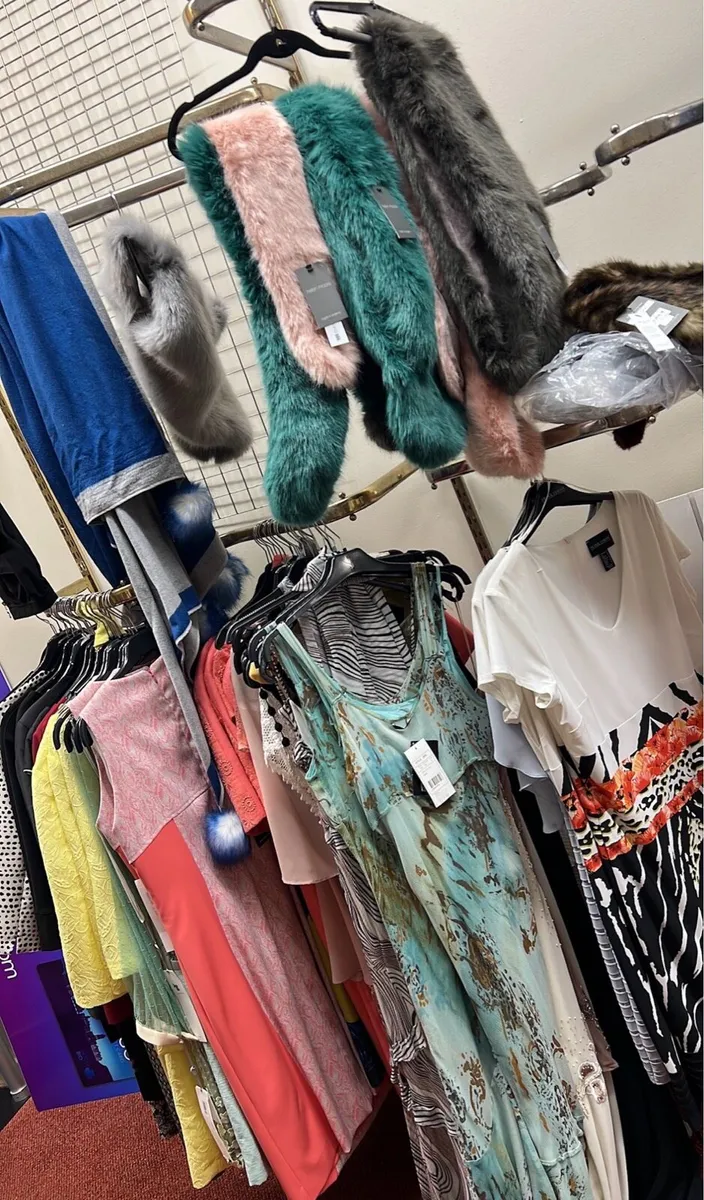 Women’s Clothes shop Stock clearance - Image 2