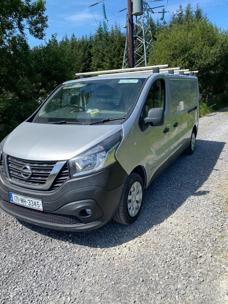 2017 Nissan nv300 - Image 1