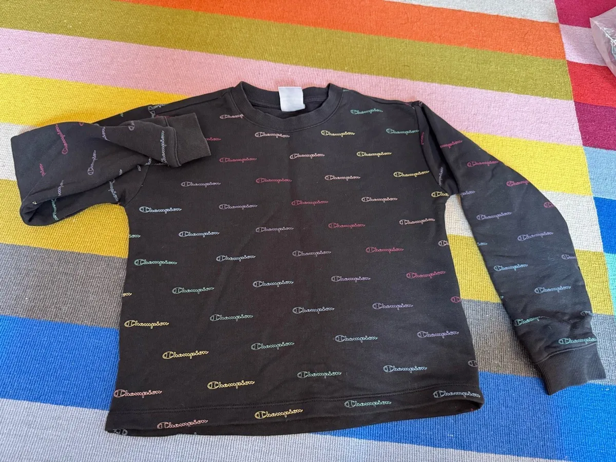 Girl’s clothes - Image 2