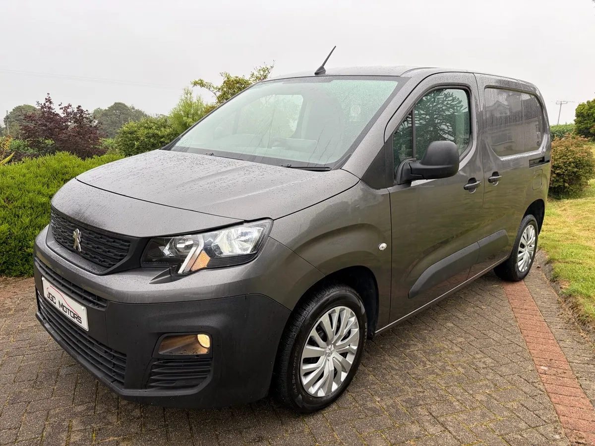 2021 PEUGEOT PARTNER - Image 2