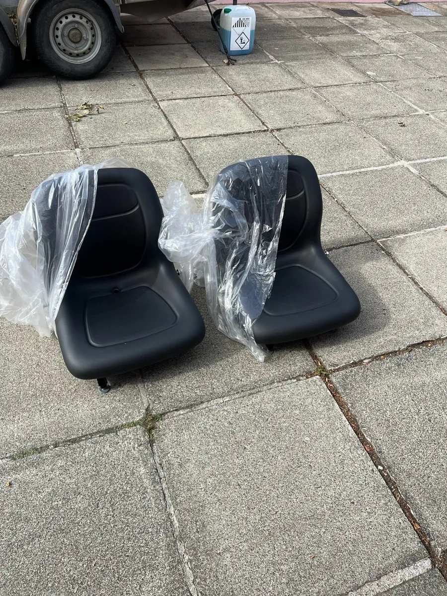 Seats - Image 4