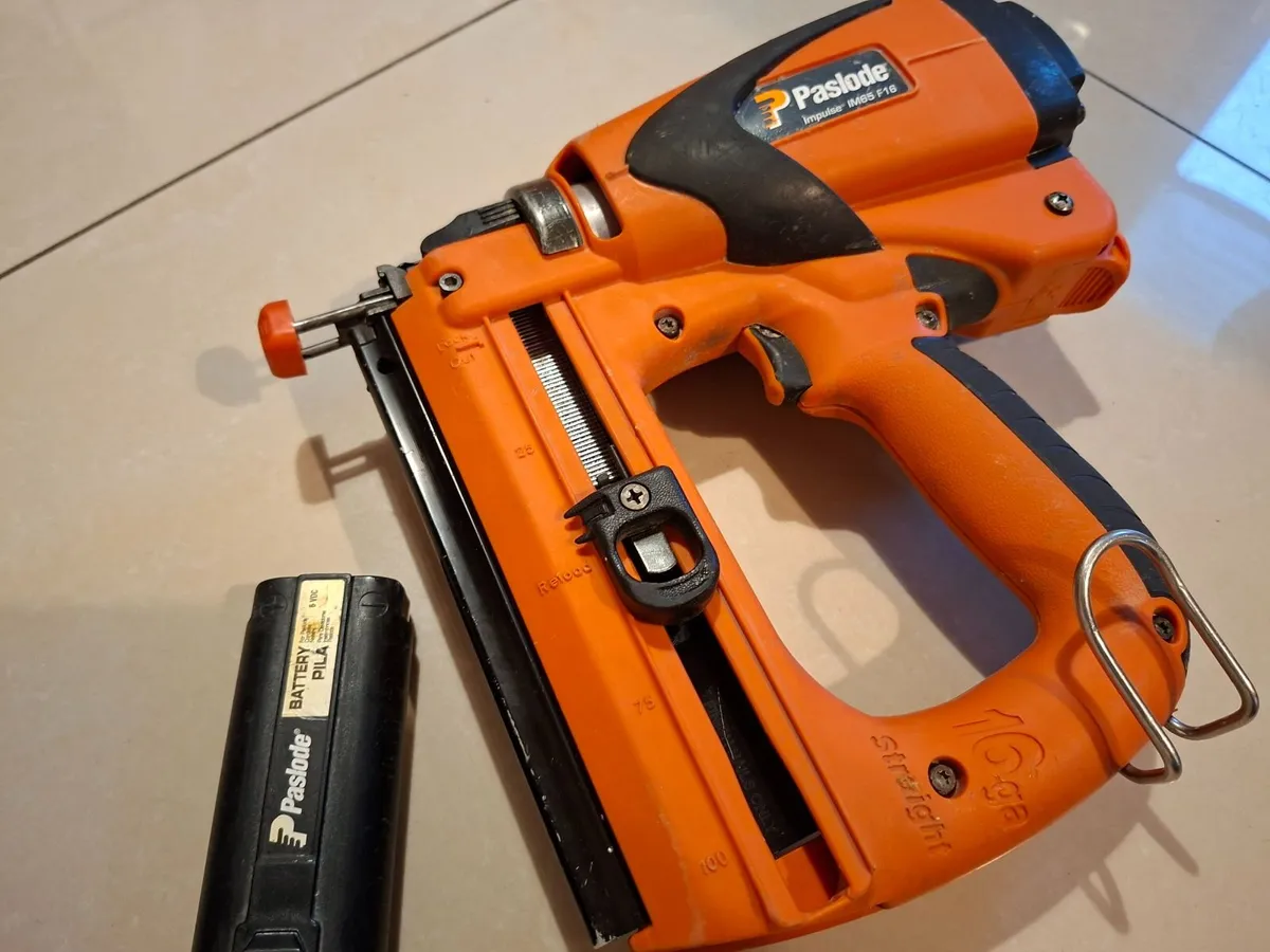 Paslode im65 F16 2nd fix Nail Gun"Fully Serviced" - Image 2