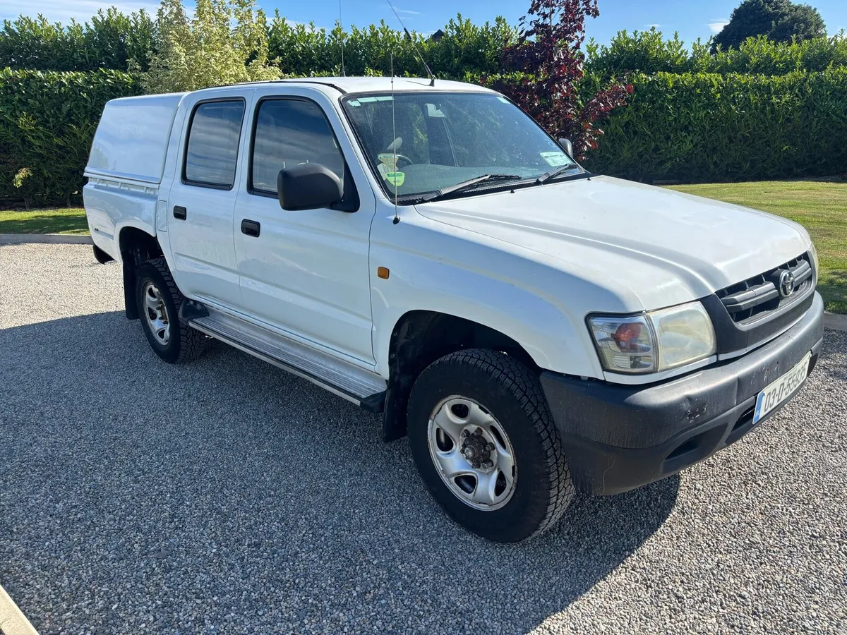 2003 TOYOTA HILUX 2.5 D4D LOW MILES - Image 1