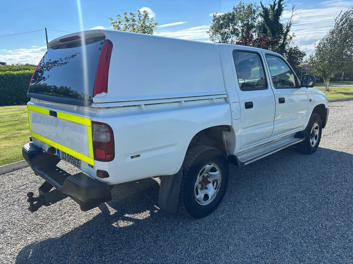 2003 TOYOTA HILUX 2.5 D4D LOW MILES - Image 3