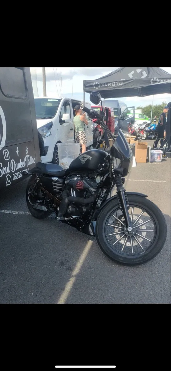 Harley Davidson 883 Iron - Image 1