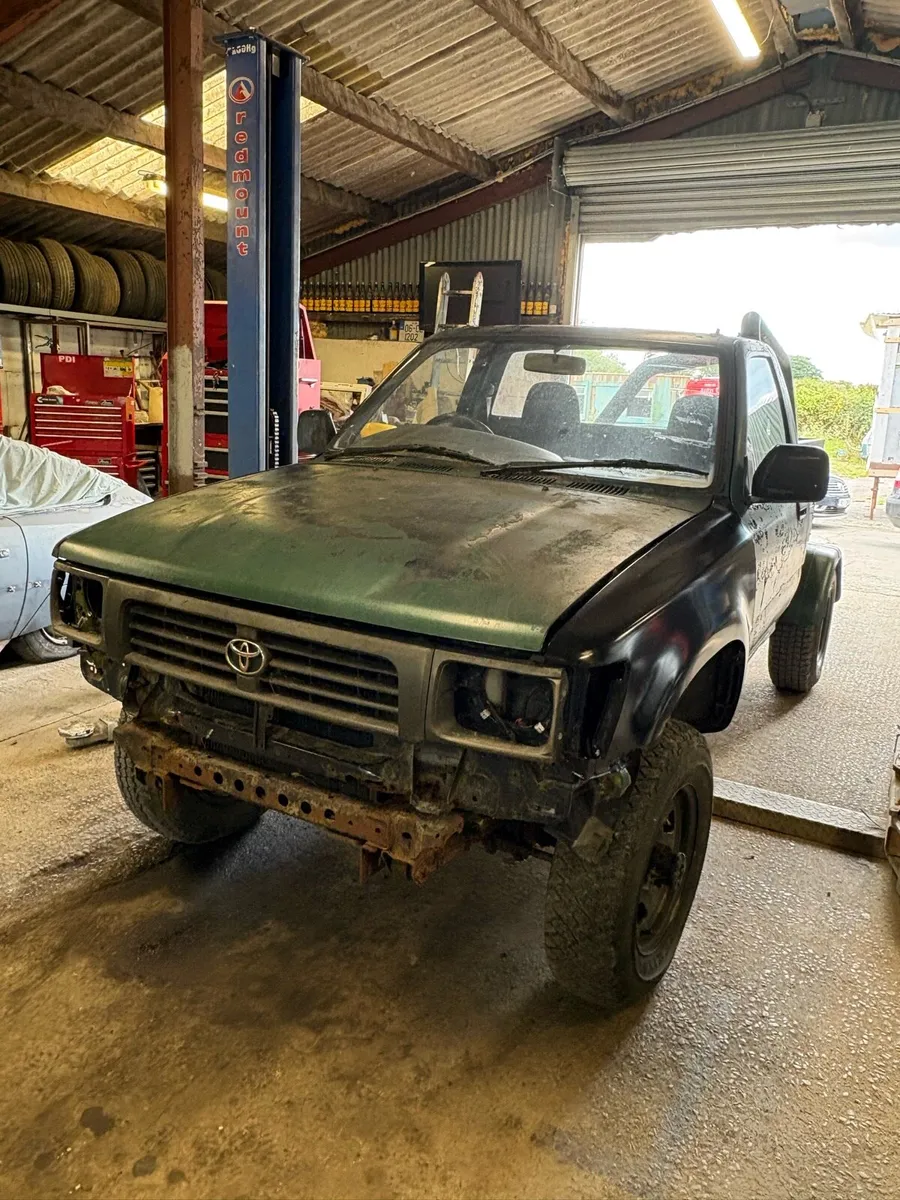 98 Toyota hilux - Image 2