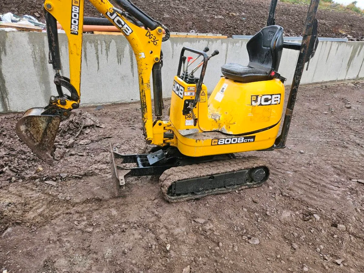 2022 jcb 8008 - Image 2