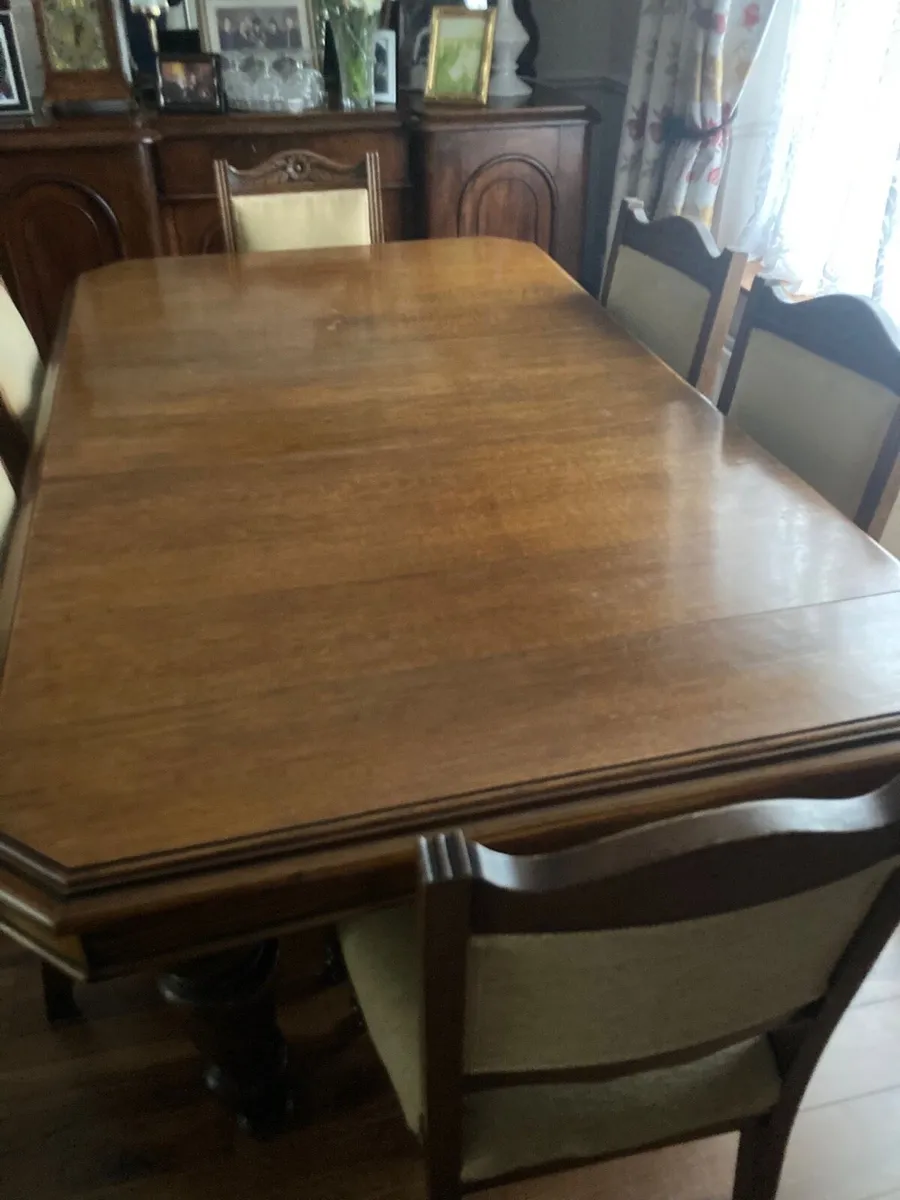 OAK TABLE AND CHAIRS - Image 1