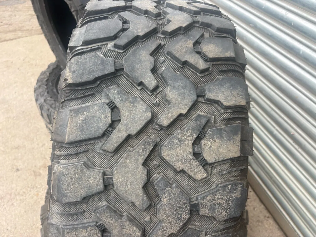 33/12.5/20 renegade extremes - Image 2