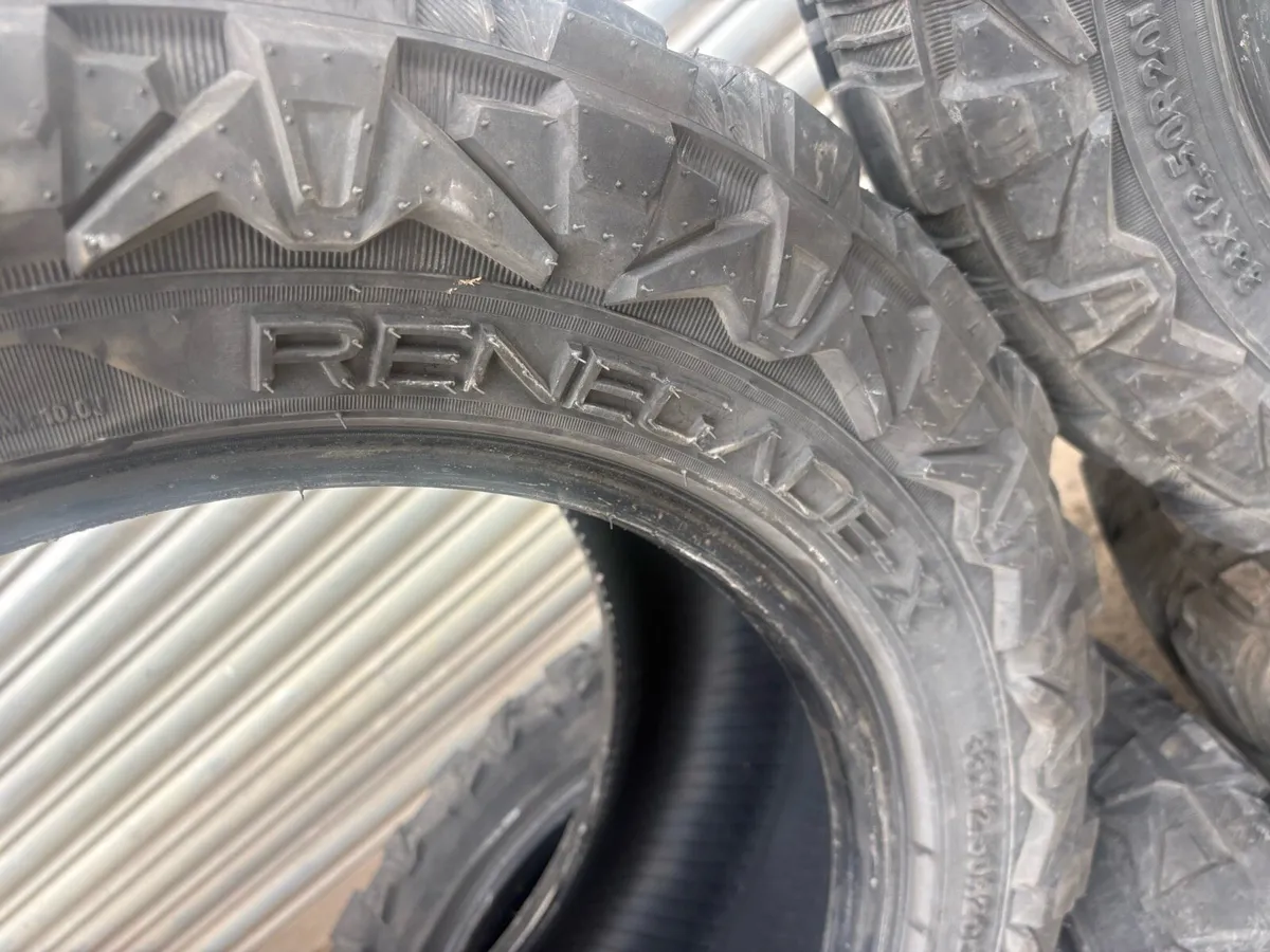 33/12.5/20 renegade extremes - Image 4