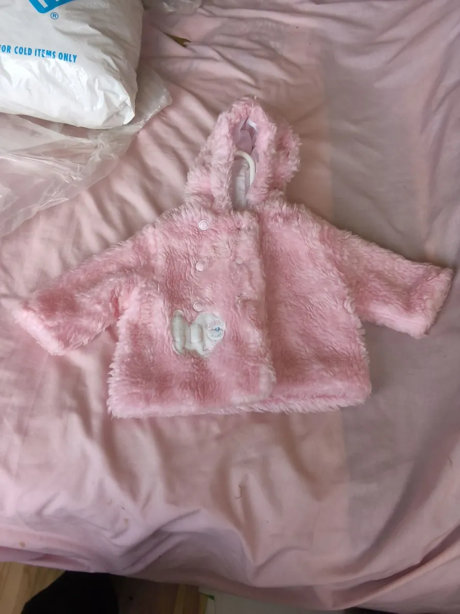 Lovely brand new pink baby coat 0 to  4 months - Image 3
